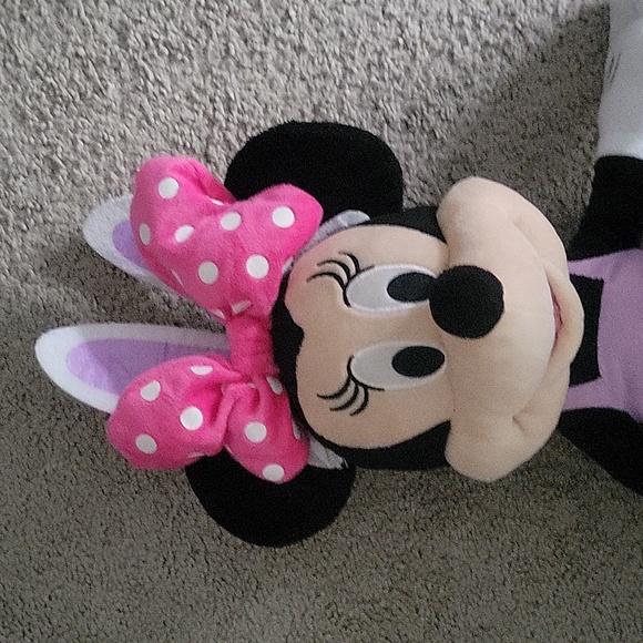 Easter Minnie Mouse - Picture 2 of 5